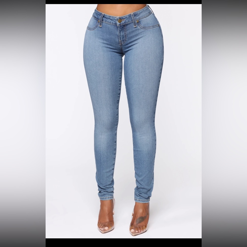 FASHION NOVA *FLEX GAME STRONG LOW RISE SKINNY JEANS* SIZE 9